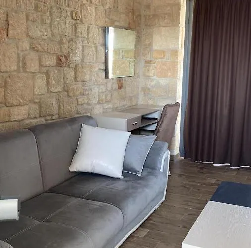 Villa Sunshine Villa: Getaway In Kallithea *