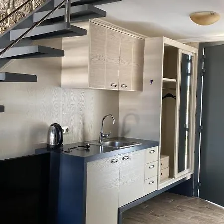 Villa Sunshine Villa: Getaway In Kallithea *