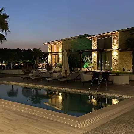 Villa Sunshine Villa: Getaway In Kallithea *